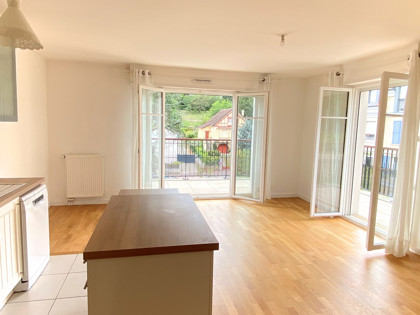 Image_1, Appartement, Buc, ref :B-E260YT